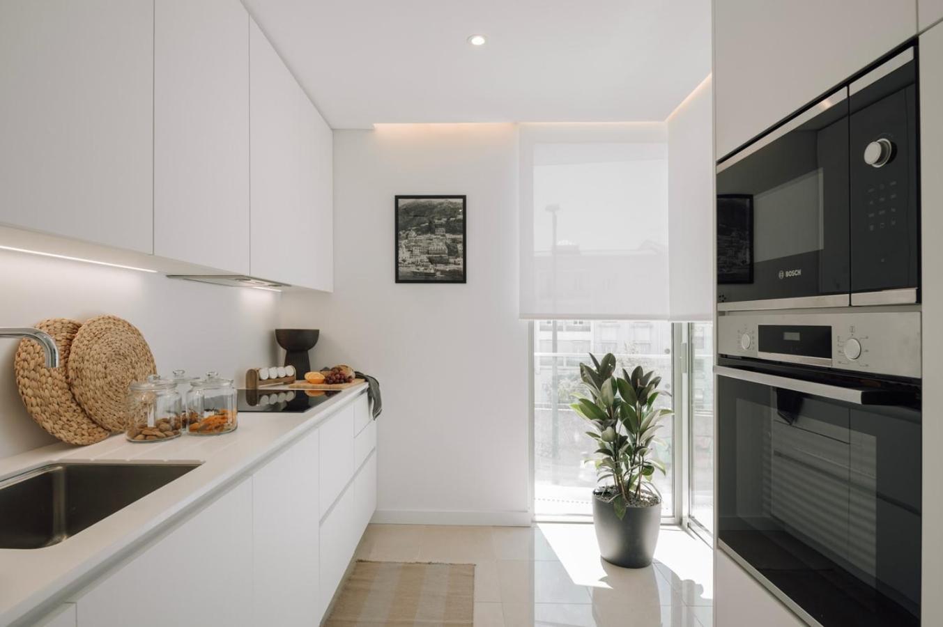 Lejlighed Talamone - 2 Bedrooms And Balcony In Alvalade