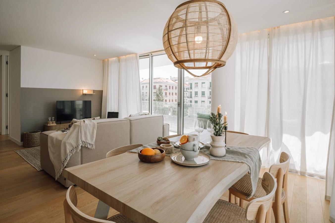 Talamone - 2 Bedrooms And Balcony In Alvalade Lisboa